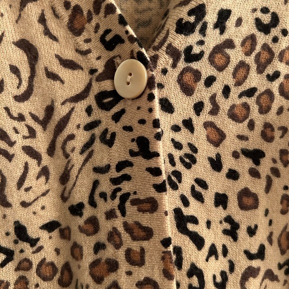 Charter Club 2-Ply 100% Cashmere Animal Print Cardigan Sweater Size Large - Picture 2 of 8